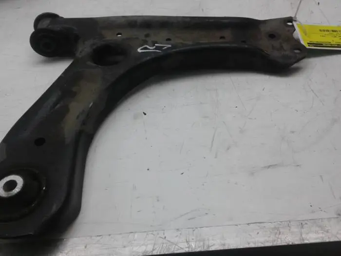 Front wishbone, right Audi A1
