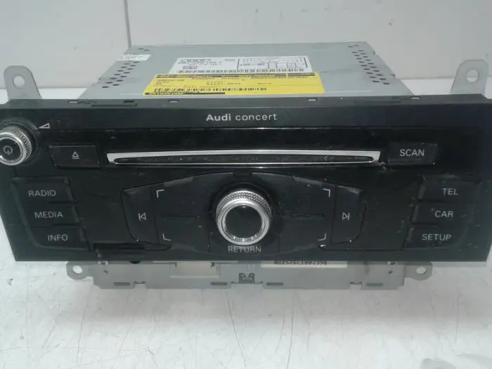 Radio CD player Audi Q5