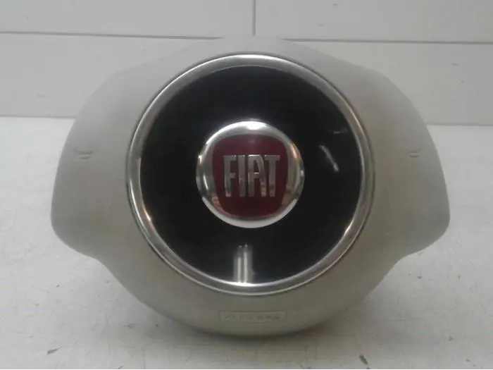 Left airbag (steering wheel) Fiat 500