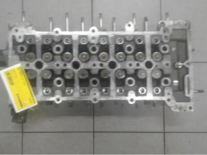 Cylinder head Opel Insignia