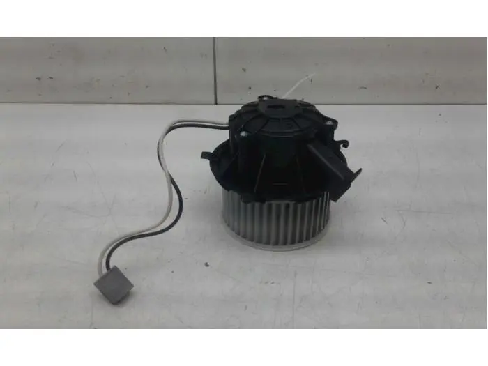 Heating and ventilation fan motor Opel Cascada