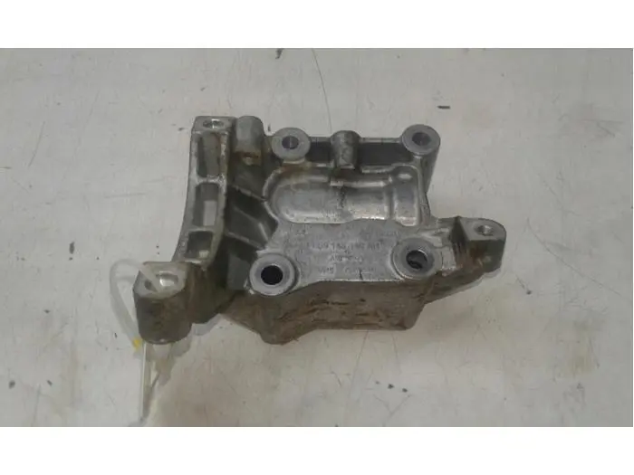 Air conditioning bracket Audi A6