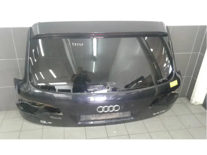 Tailgate Audi Q7