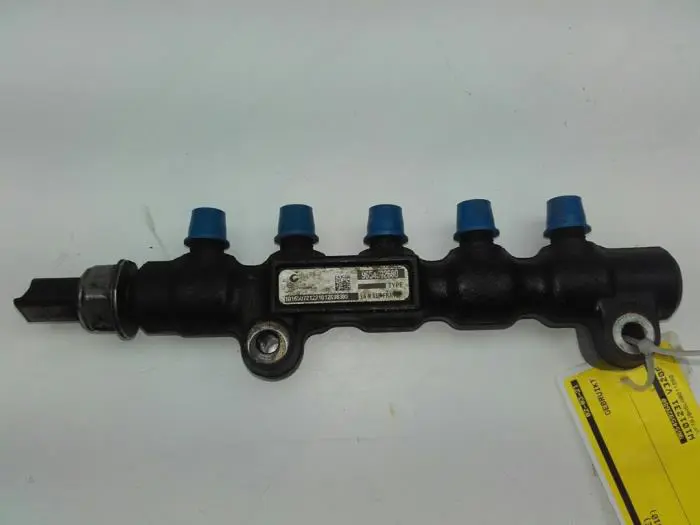 Fuel injector nozzle Citroen Nemo