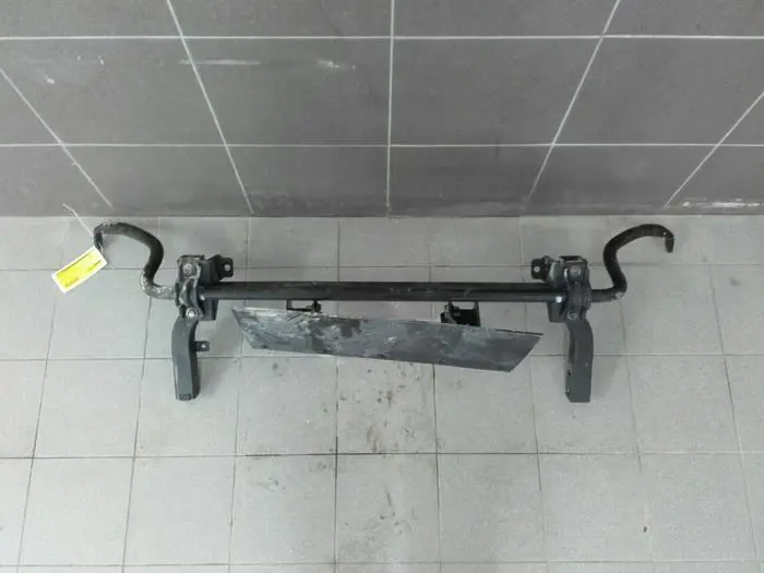 Front anti-roll bar Nissan NT400