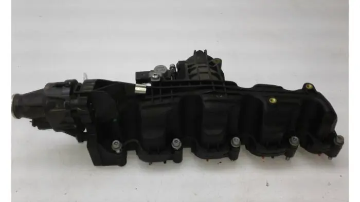Intake manifold Audi A1