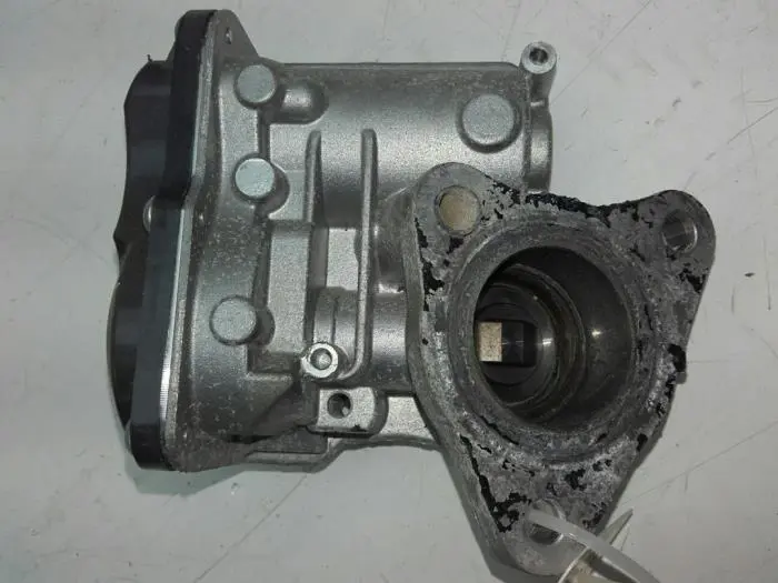 EGR valve Nissan Note