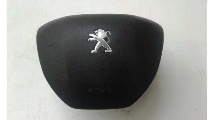 Left airbag (steering wheel) Peugeot 2008