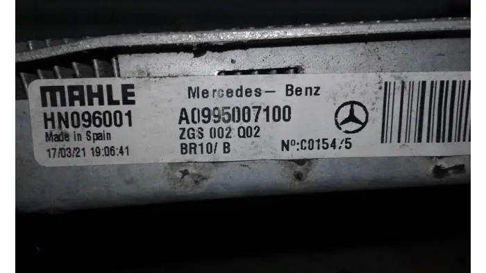 Radiator Mercedes EQV
