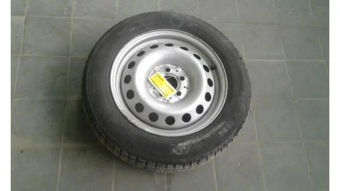 Wheel + winter tyre Mercedes Vito