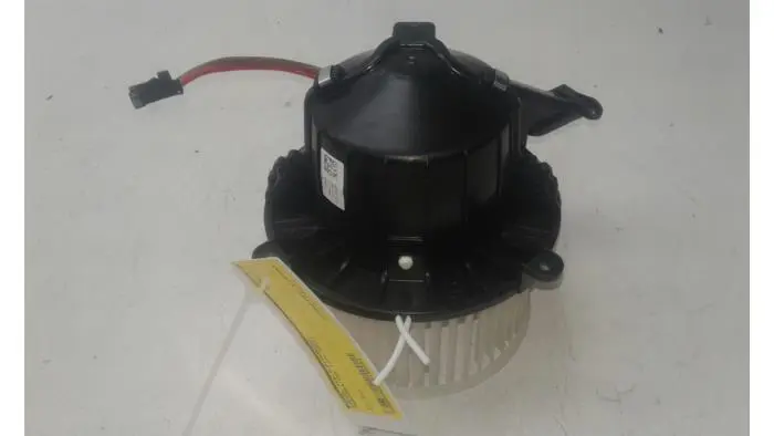 Heating and ventilation fan motor Mercedes EQV