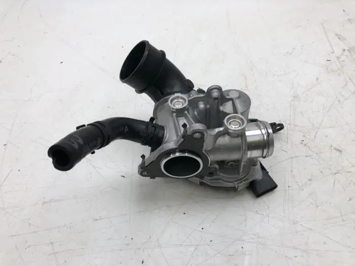 EGR valve Opel Insignia