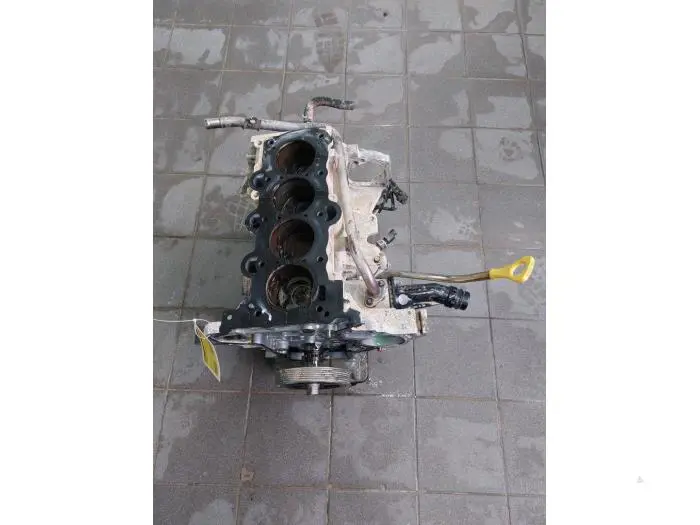 Engine crankcase Kia Carens