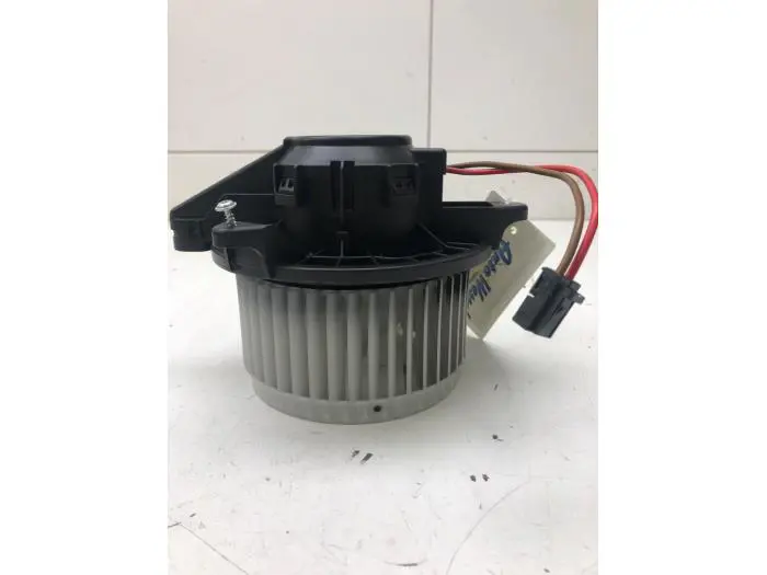 Heating and ventilation fan motor Volvo XC40