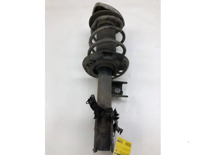 Front shock absorber rod, right Mercedes CLA