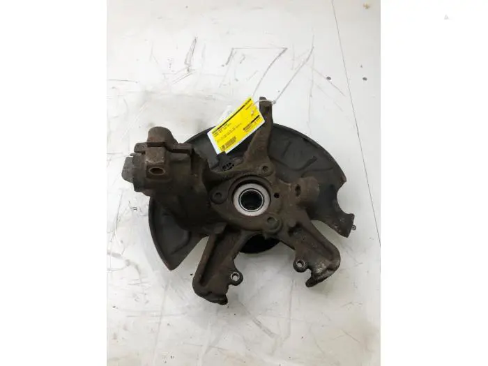 Knuckle, front right Skoda Yeti