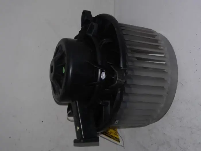Heating and ventilation fan motor Opel Insignia