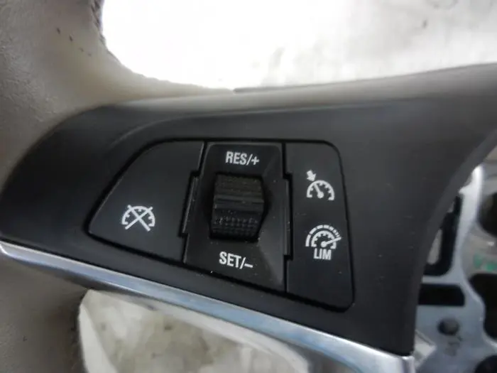Steering wheel Opel Adam